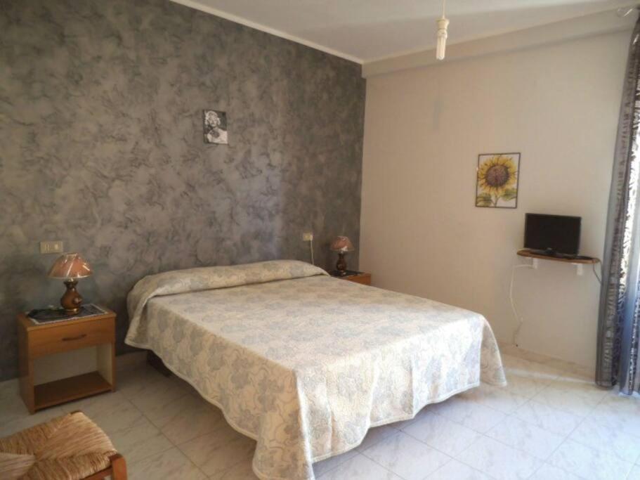Bilocale Piano Base Apartment Castellammare del Golfo Bagian luar foto